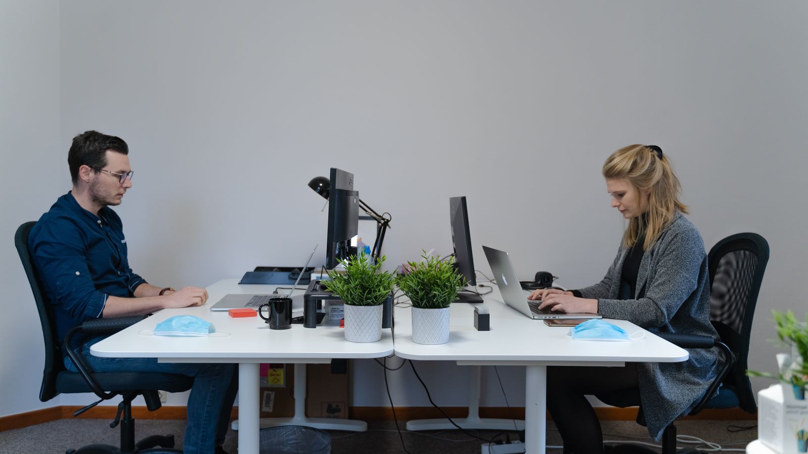 Social Distancing at desks